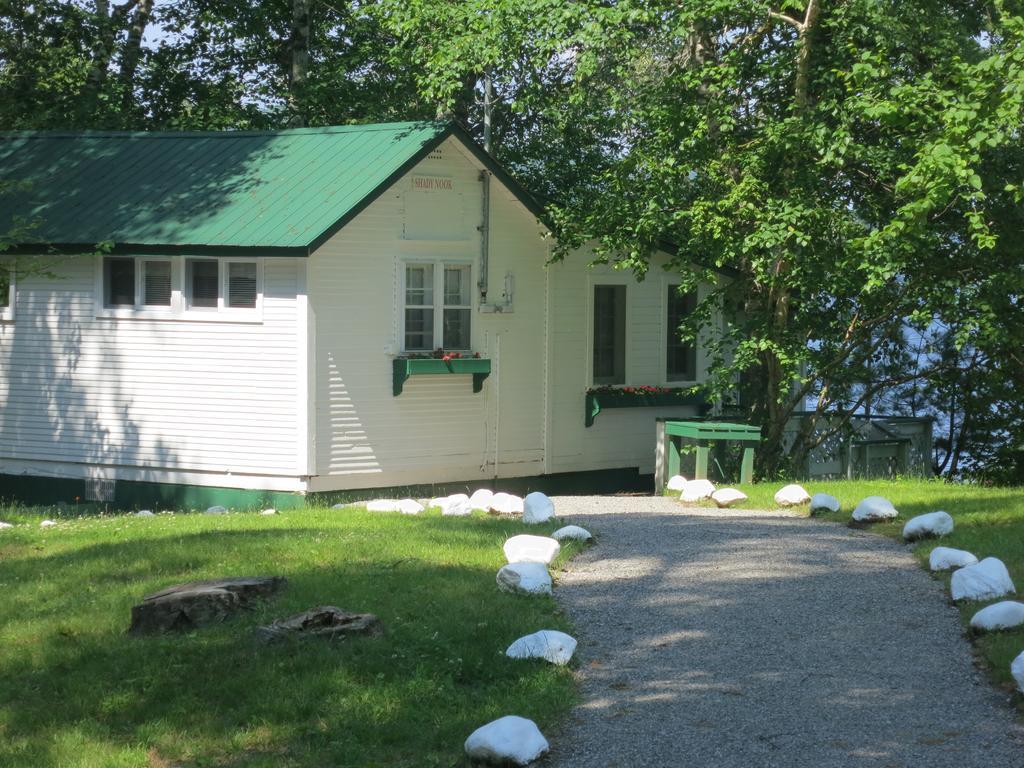 Birch Cliff Lodge On Baptiste Lake Highland Grove Værelse billede