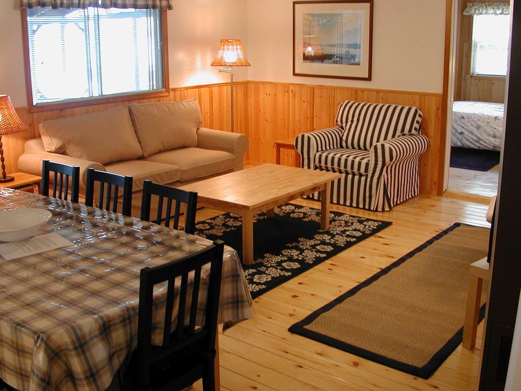 Birch Cliff Lodge On Baptiste Lake Highland Grove Værelse billede